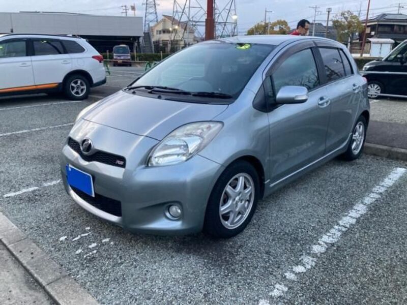 TOYOTA VITZ