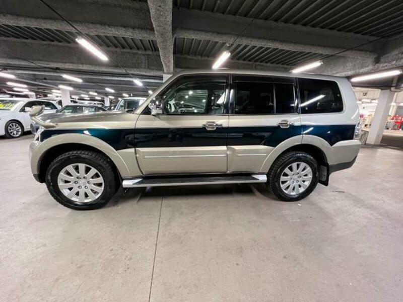 PAJERO-7