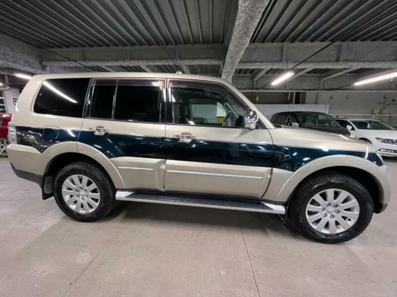 PAJERO-8