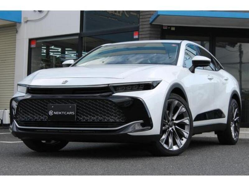 TOYOTA CROWN CROSSOVER