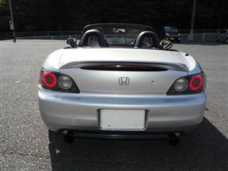 S2000