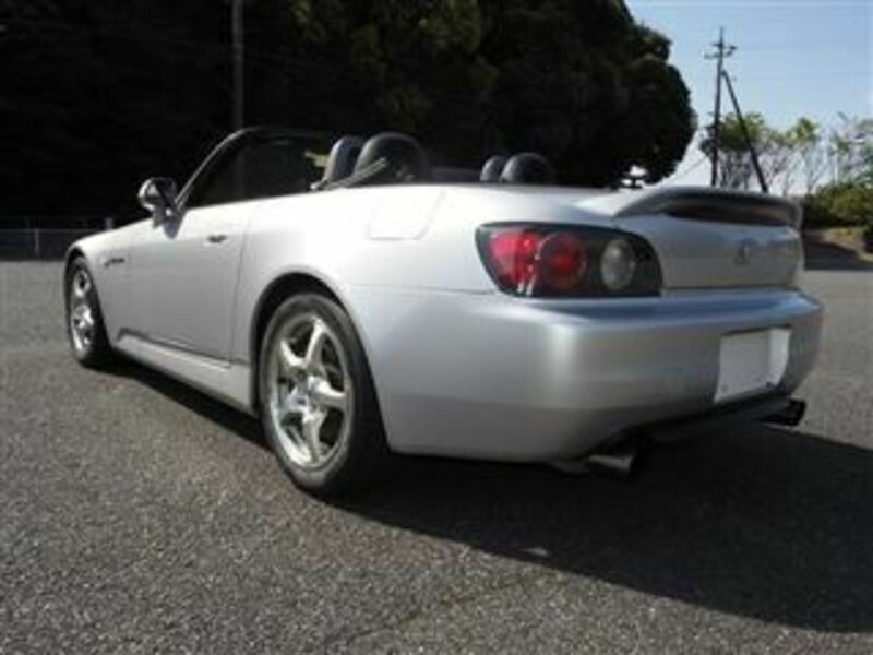 S2000