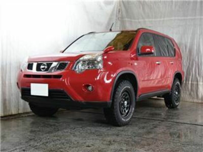 NISSAN　X-TRAIL