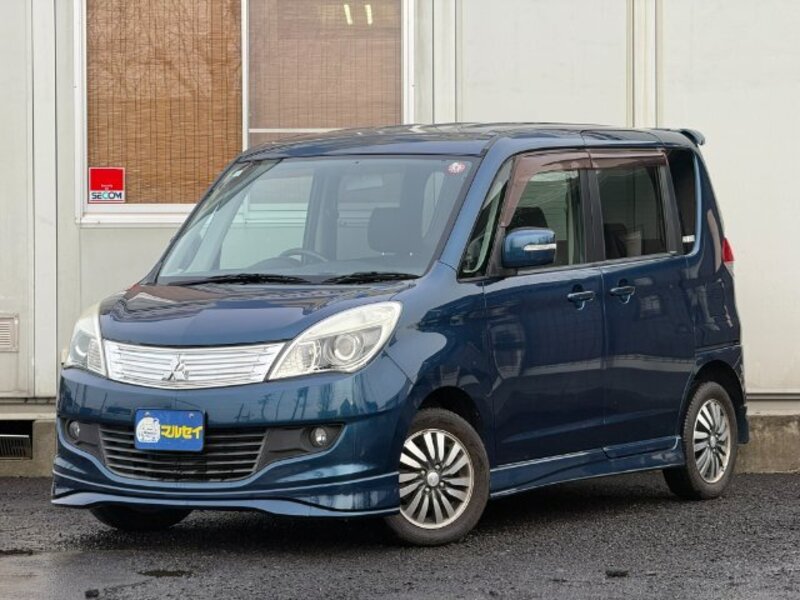 MITSUBISHI DELICA D2