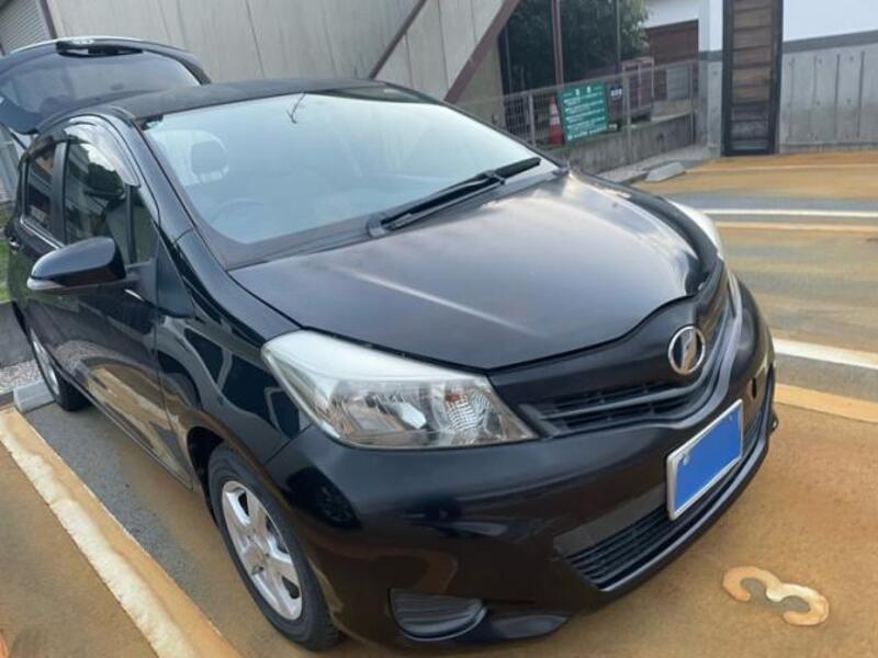 TOYOTA VITZ