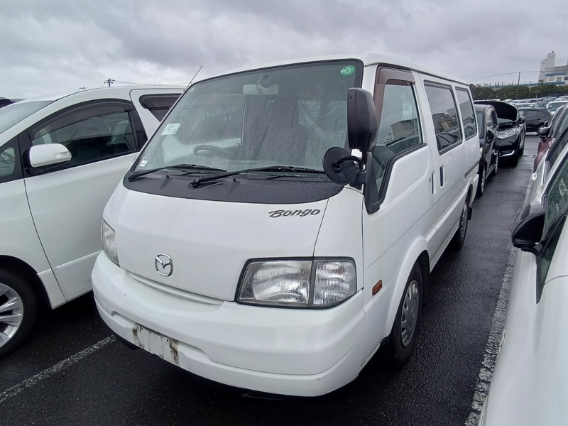 MAZDA BONGO VAN