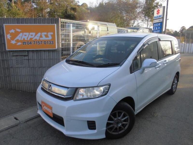 HONDA FREED SPIKE
