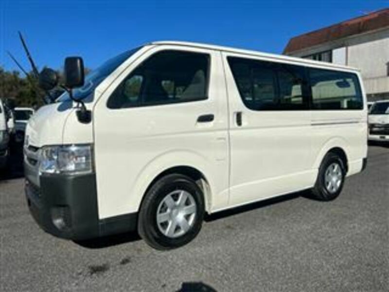 HIACE VAN-1