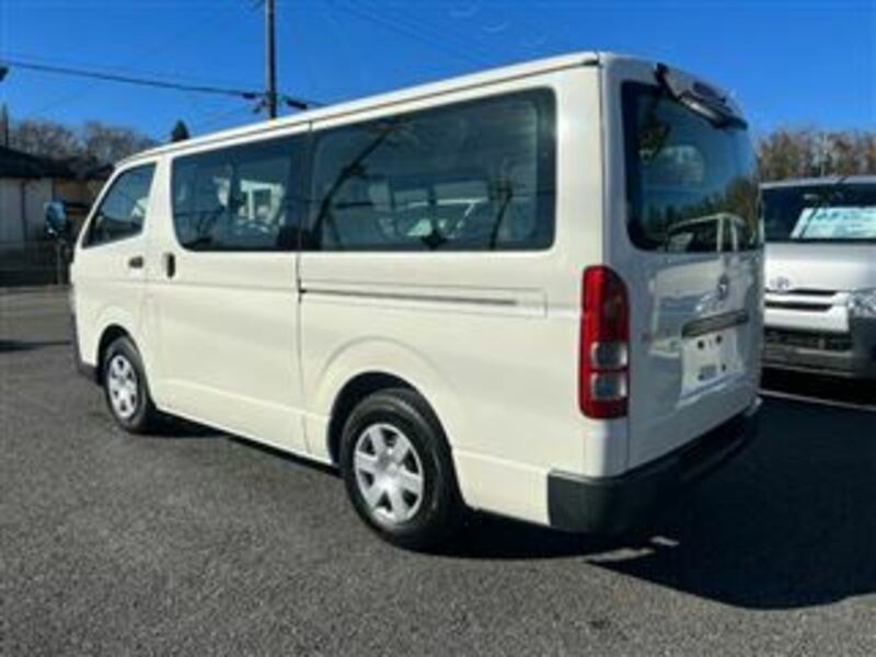 HIACE VAN-3