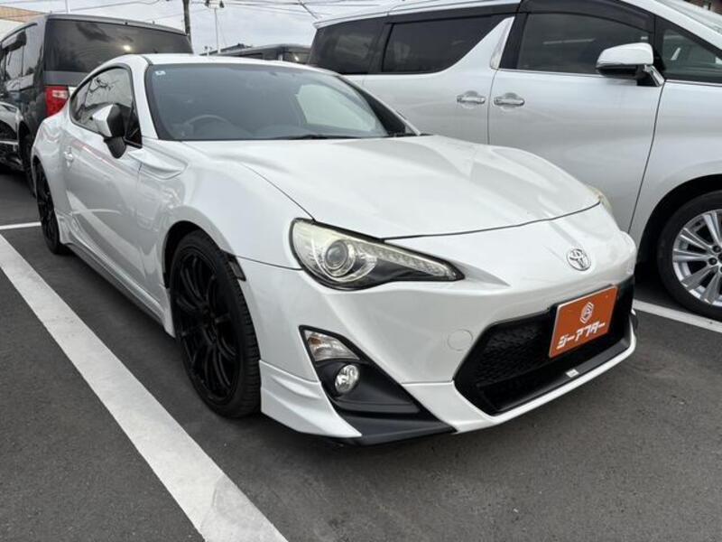 TOYOTA 86