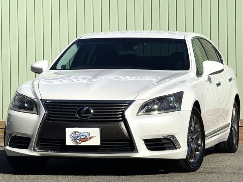 LEXUS LS