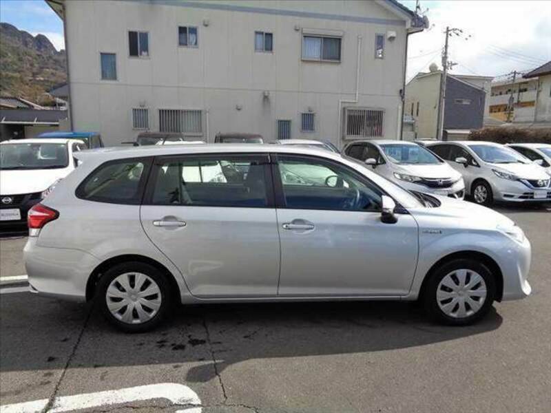 COROLLA FIELDER