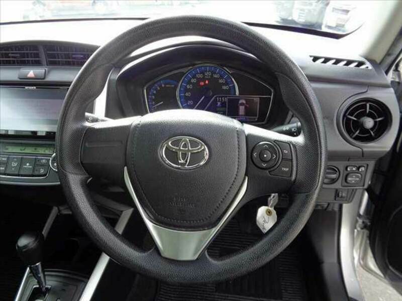 COROLLA FIELDER