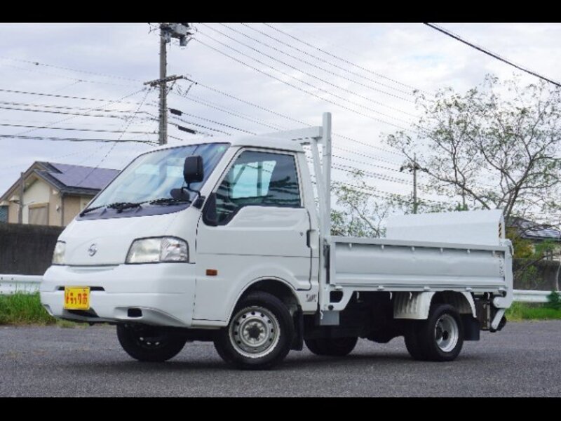 NISSAN VANETTE TRUCK