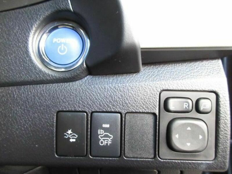 AURIS