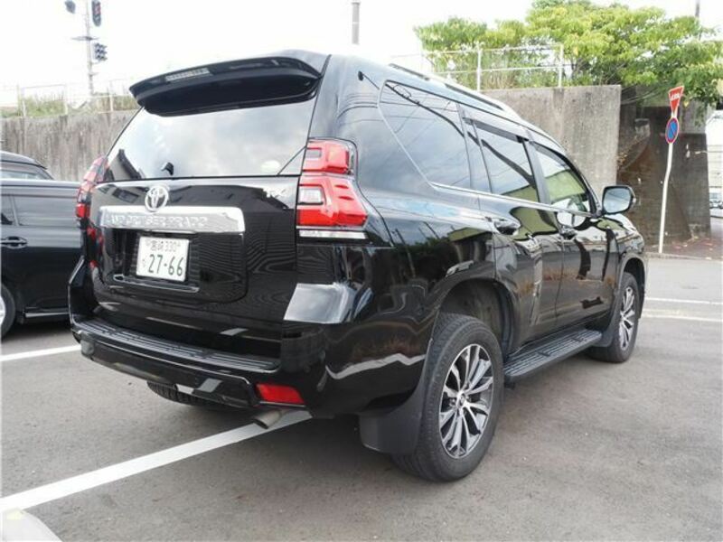 LAND CRUISER PRADO-7