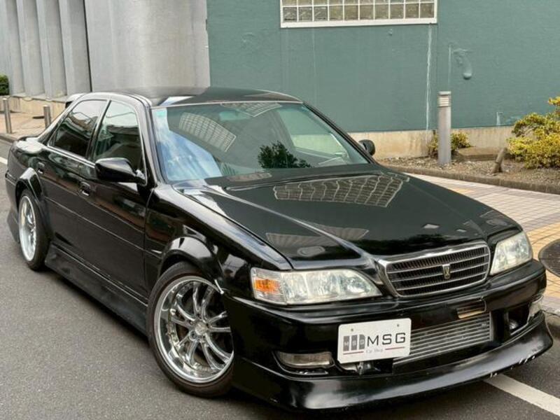 TOYOTA CRESTA