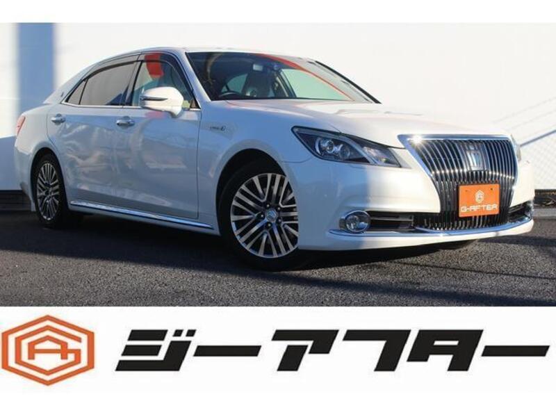 TOYOTA CROWN MAJESTA