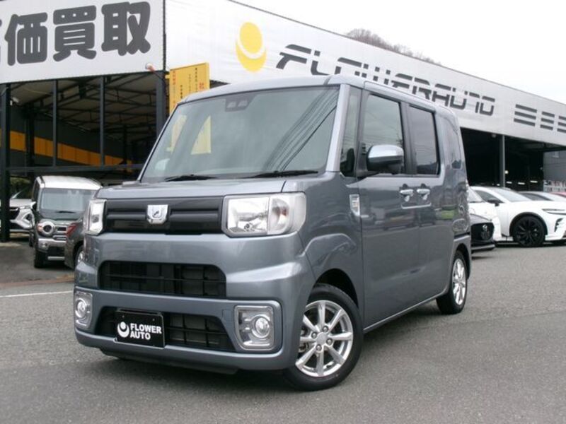 DAIHATSU WAKE