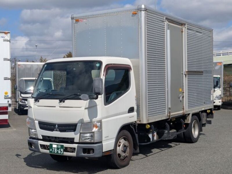 MITSUBISHI CANTER