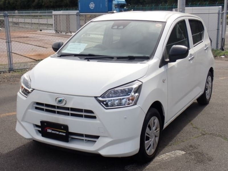 DAIHATSU Mira Es