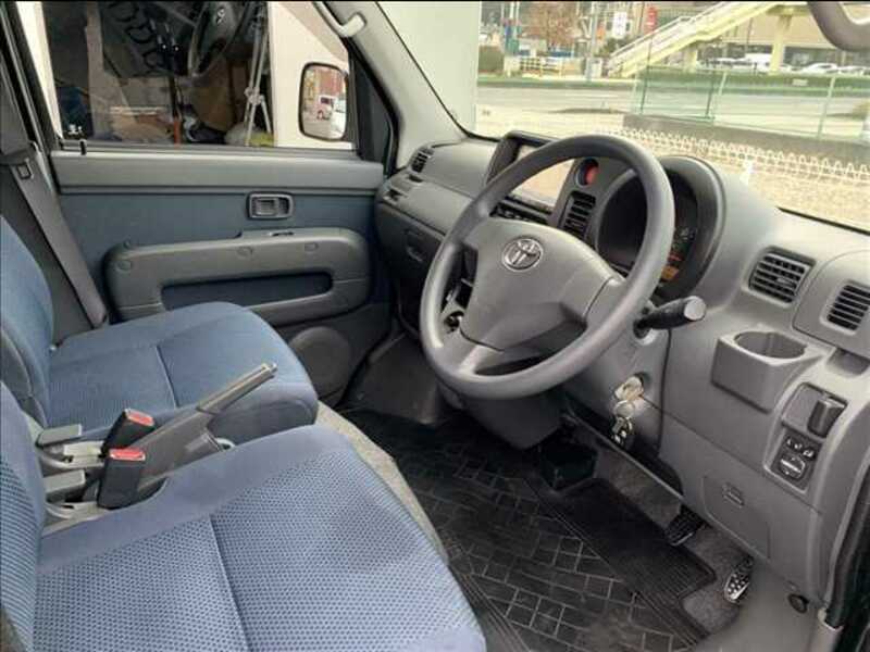 PIXIS VAN