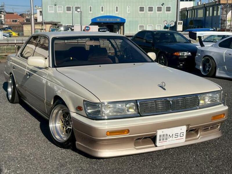NISSAN LAUREL
