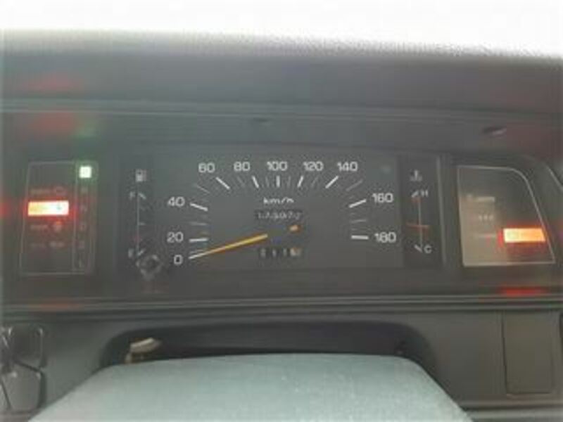 CROWN VAN