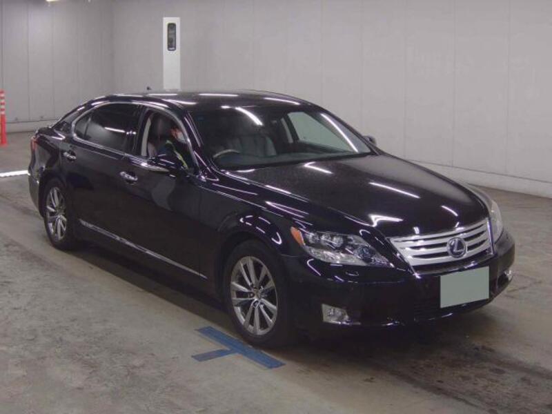 LEXUS LS