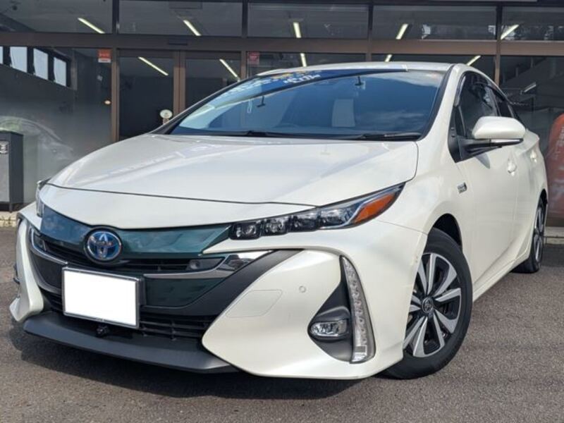 TOYOTA PRIUS PHV