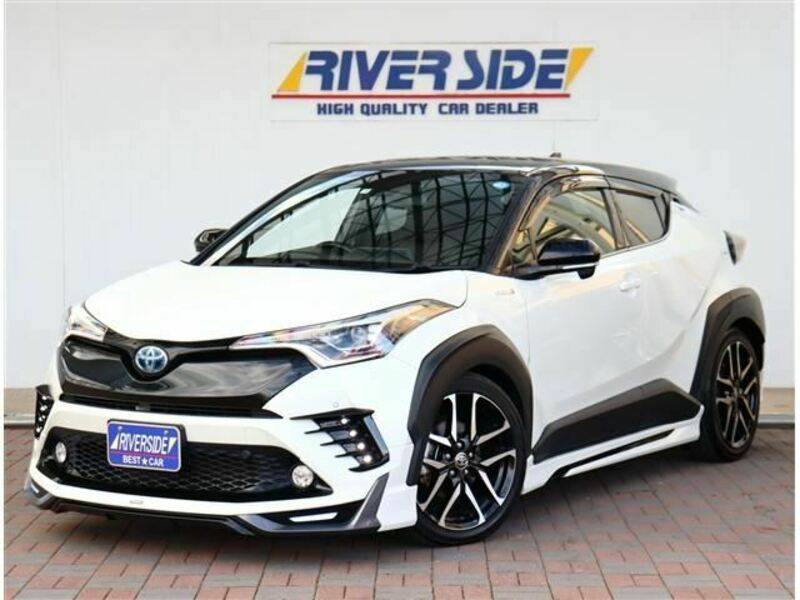 TOYOTA　C-HR