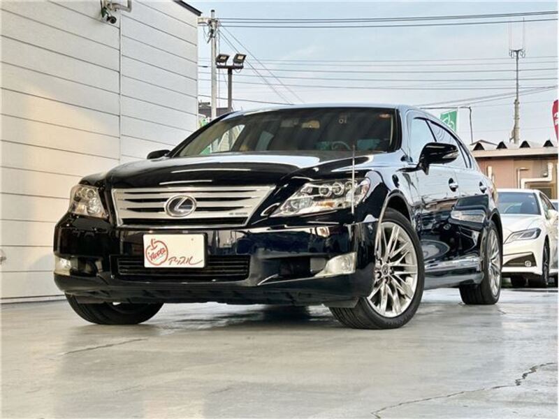 LEXUS LS