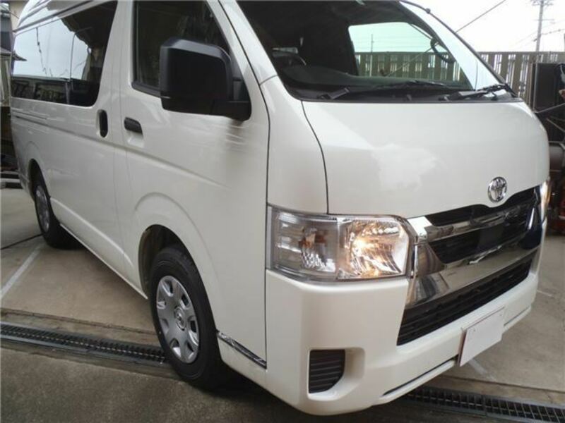 HIACE VAN-6