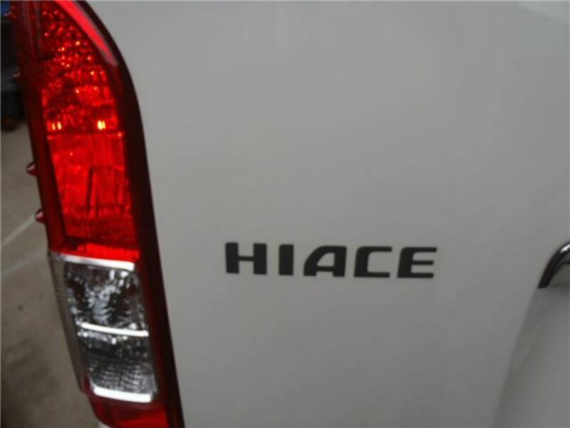 HIACE VAN-19