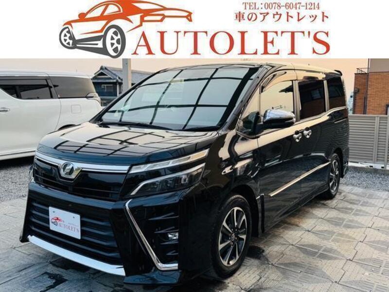TOYOTA VOXY