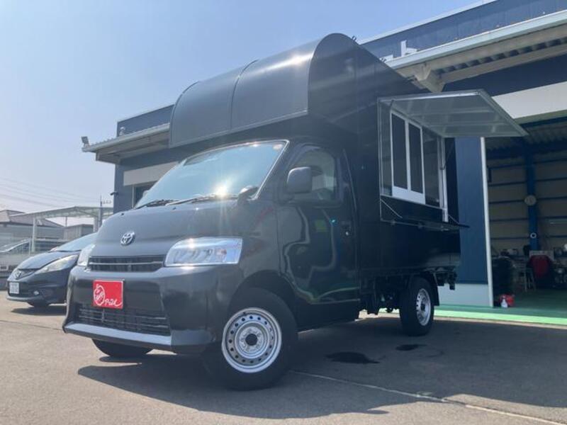 TOYOTA TOWNACE TRUCK