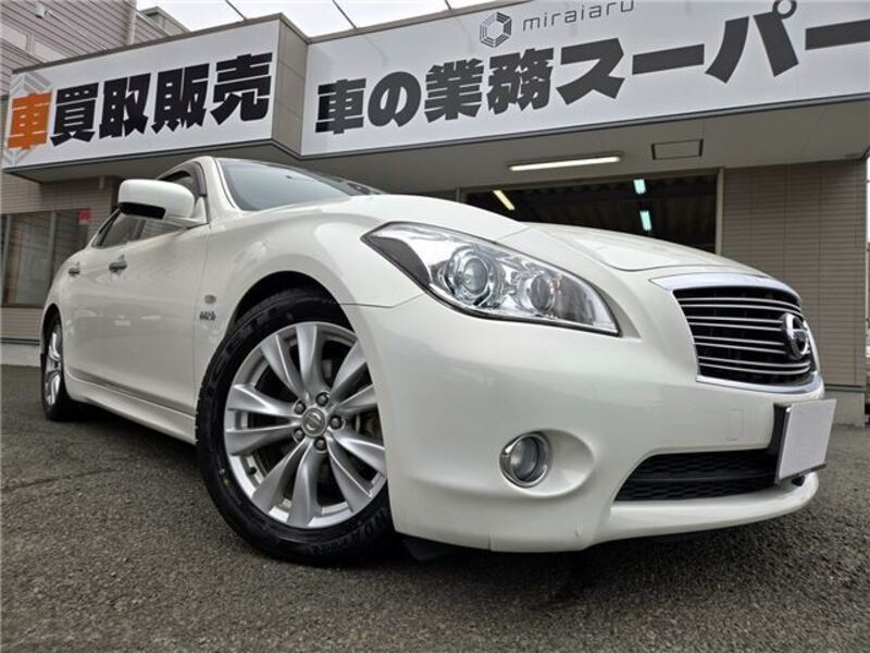 NISSAN FUGA HYBRID