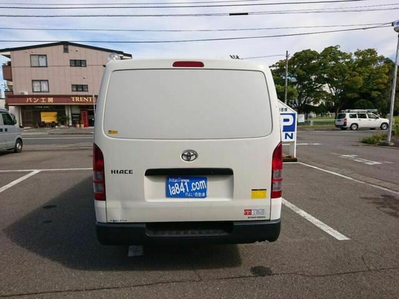 HIACE VAN-9