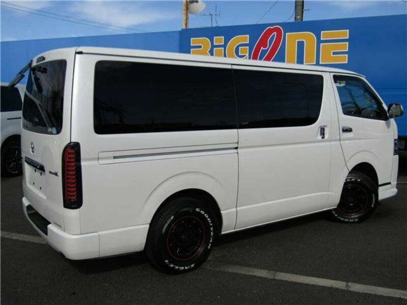 HIACE VAN-32