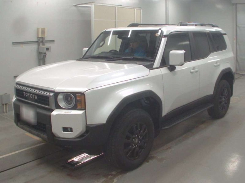 TOYOTA LAND CRUISER 250