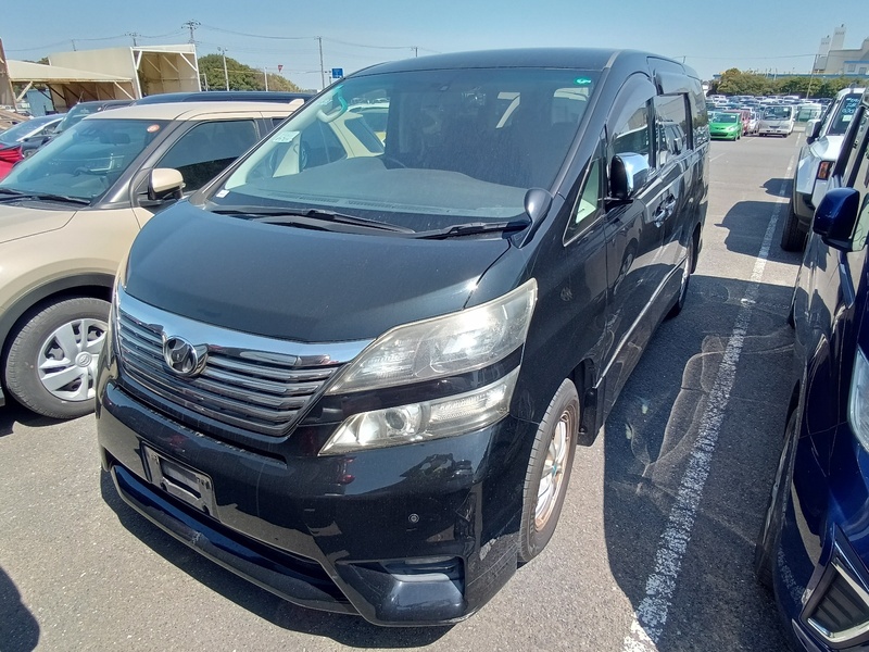 TOYOTA VELLFIRE