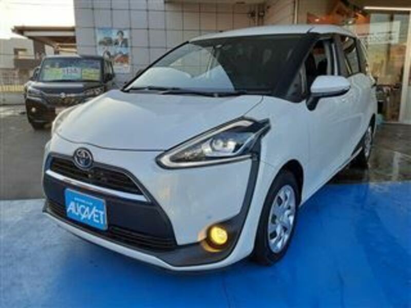 TOYOTA　SIENTA