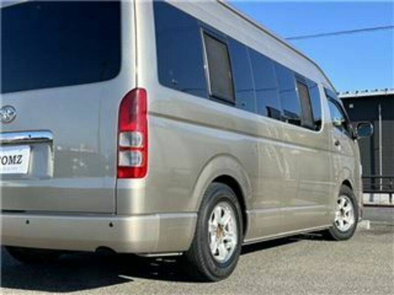 HIACE VAN-27