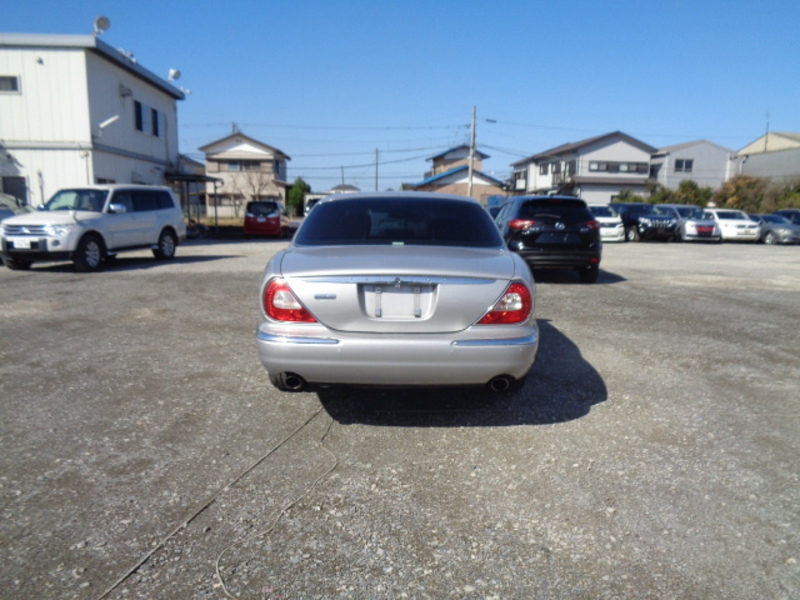 XJ6