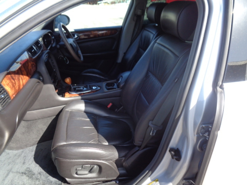 XJ6