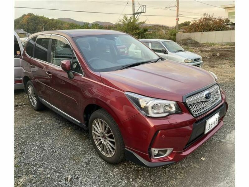 SUBARU　FORESTER