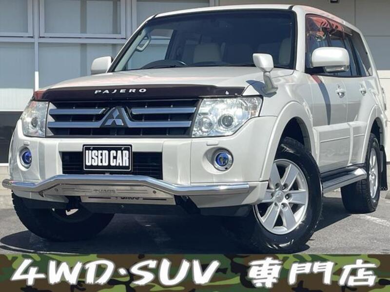 MITSUBISHI PAJERO