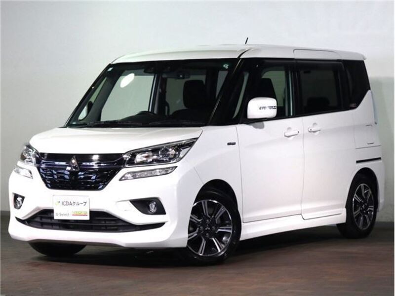 MITSUBISHI DELICA D2