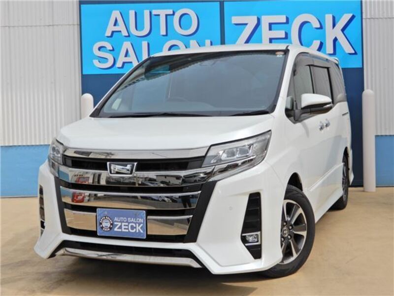 TOYOTA NOAH
