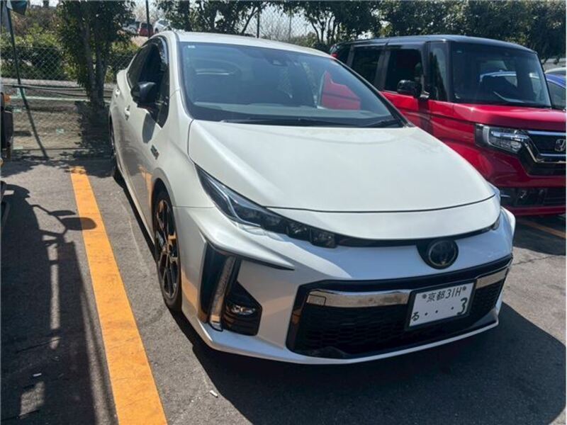 TOYOTA PRIUS PHV